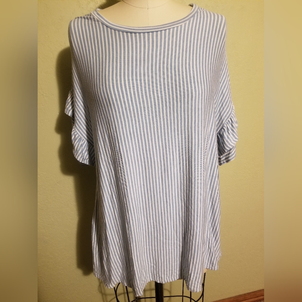 e.Luna Blouse size Large